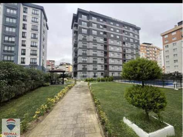 DKD METRO SİTESİNDE METROYA YÜRÜME MESAFESİNDE DAİRE
