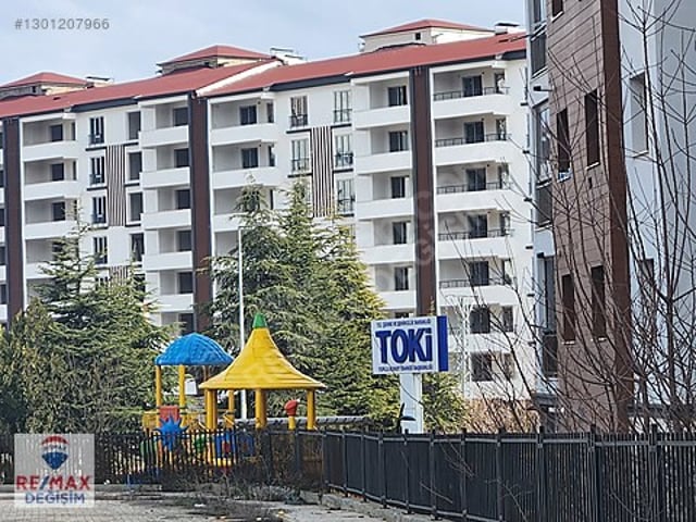 REMAX DEĞİŞİMDEN ACİLL ABDULLAHPAŞA TOKİLERİNDE3+1 KİRALIK DAİRE