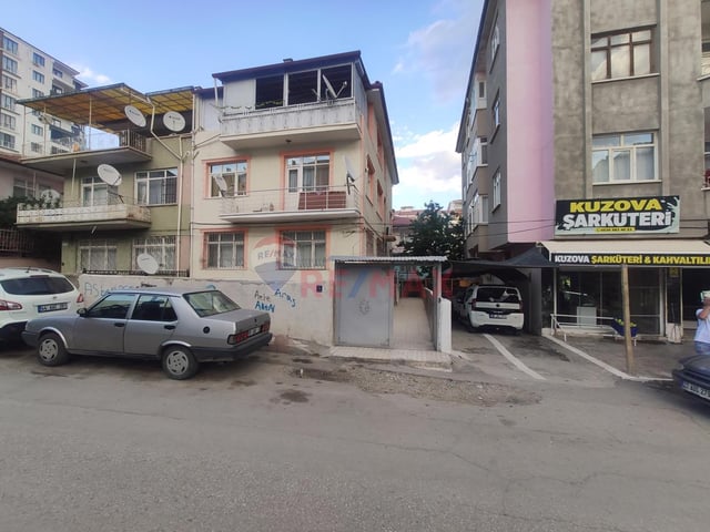 RE/MAX DEĞİŞİM'DEN YENİ MAHALLEDE 3+1 KİRALIK BODRUM DAİRE