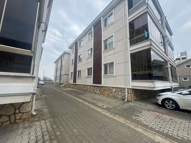 HANLIKÖYDE REMAX MAVI TUNCAY ŞEN'DEN KIRALIK GENIŞ 2+1 DAIRE