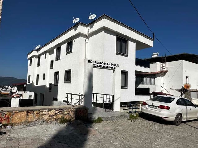 MUMCULAR MERKEZDE 2+1 EŞYALI KİRALIK BAHÇE KATI DAİRE