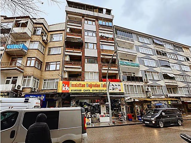 REMAX DREAM'DEN İZMİT MERKEZDE EŞYALI STÜDYO DAİRE