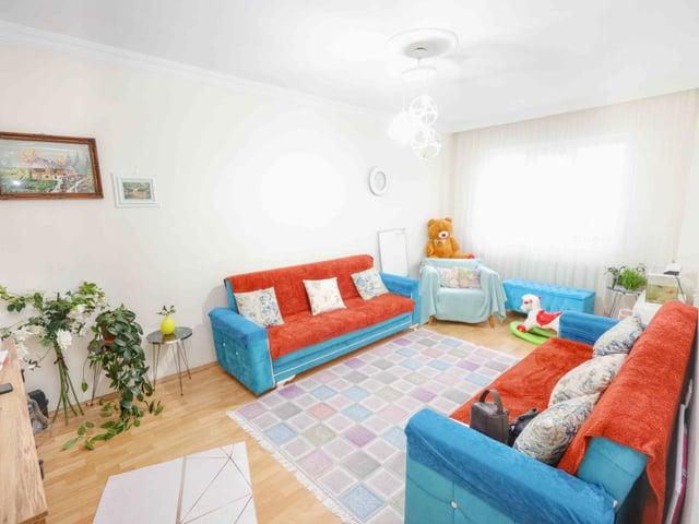 HALICIOĞLU METROBÜSE ÇOK YAKIN 70M² YÜKSEK GİRİŞ SATILIK DAİRE