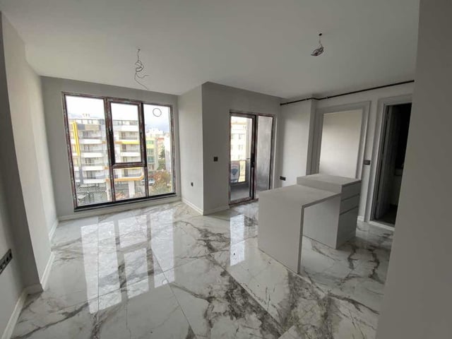 ATAKUM'DA DENİZ MANZARALI KİRALIK 1+1 DAİRE-REMAX EZGİ KANSIZ