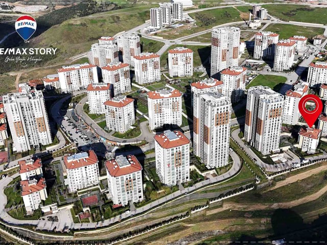 EMKAK KONUT 3.ETAPTA SATILIK 4+1 BAHÇELI LÜX KISMI EŞYALI DAIRE