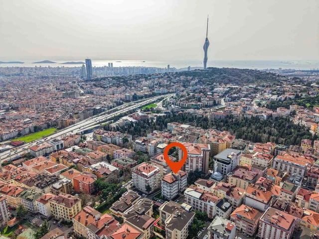 KISIKLI MAHALLESİNDE GENİŞ 3+1, SATILIK FERAH DAİRE