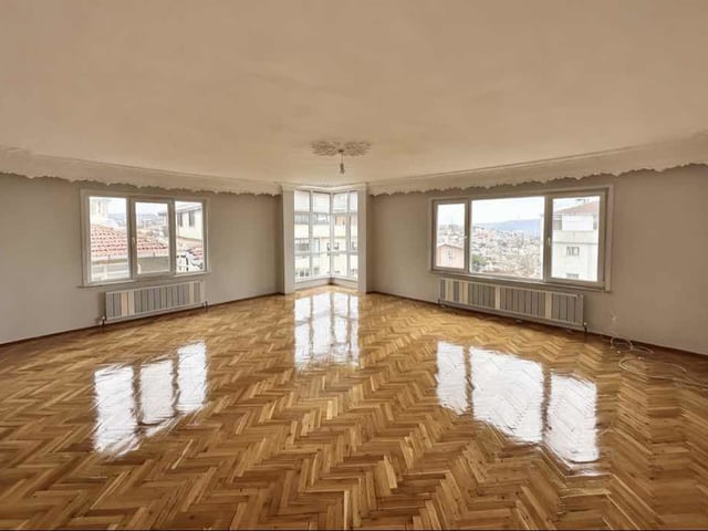METROYA 50 ADIM – TARABYA’DA ULTRA GENİŞ KİRALIK DUBLEKS
