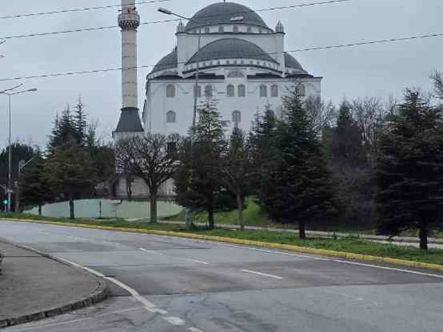 DÜNYA BANKASI 24.ADADA ARAKAT TEMİZ ĶİRALIK DAİRE
