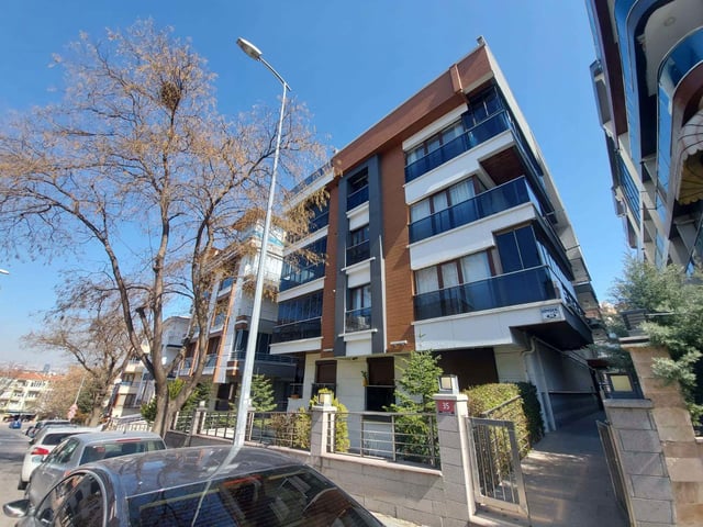 SEYRANBAĞLARI, BAĞLAR CADDESİ ÜZERİNDE, YENİ BİNADA, TEMİZ DAİRE