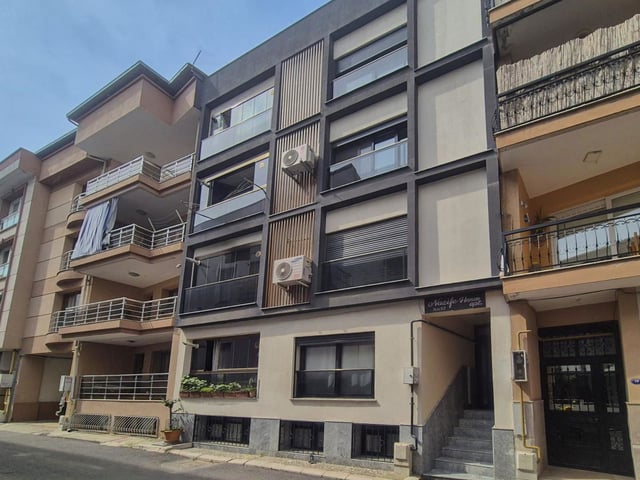 İZMİR KARABAĞLAR BOZYAKA MAHALLESİNDE BAHÇELİ 3+1 SATILIK YENİ DAİRE