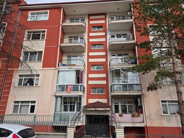 YUVA ÇAĞRI SITESI 3+1 | BOŞ, ÖNÜ AÇIK, MERKEZI KONUM