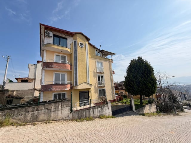 DERINCE ÇINARLIDA 3+1 KIRALIK DAIRE - REMAX EFFECT