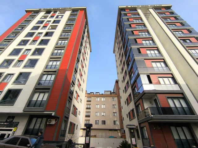 REMAX ASHİLL ÜMRANİYE NAMIKKEMAL MH. SİTE İÇERİSİNDE 3+1 SATILIK DAİRE
