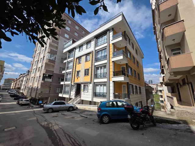 REMAX ŞİRVAN'DAN YEDİTEPE ÜNİVERSİTESİNE YAKIN 2+1 SATILIK DAİRE