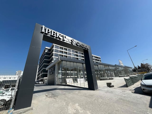 İPEKTAŞ CADDE'DE FIRSAT SIFIR 1+1 KIRALIK DAIRE