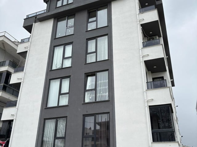 REMAX ADVANTAGE DEN AKÇALARDA KİRALIK 1+1 DAİRE