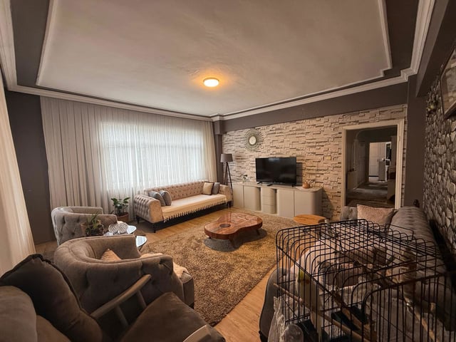 BAYRAMPAŞA KARTALTEPE MAHALLESİ 3+1 SATILIK DAİRE