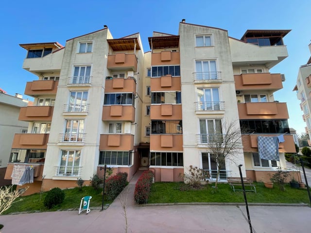 DERINCE ÇINARLI MAH. SITE İÇINDE GENIŞ 3+1 KIRALIK DAIRE