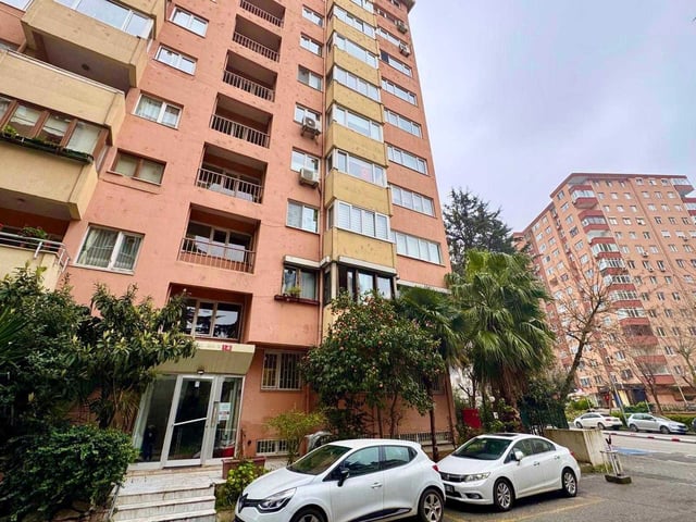 İNÖNÜ CADDESİNE CEPHELİ BAKIMLI 140M2 SÜMKO SITESI 3+1 SATILIK