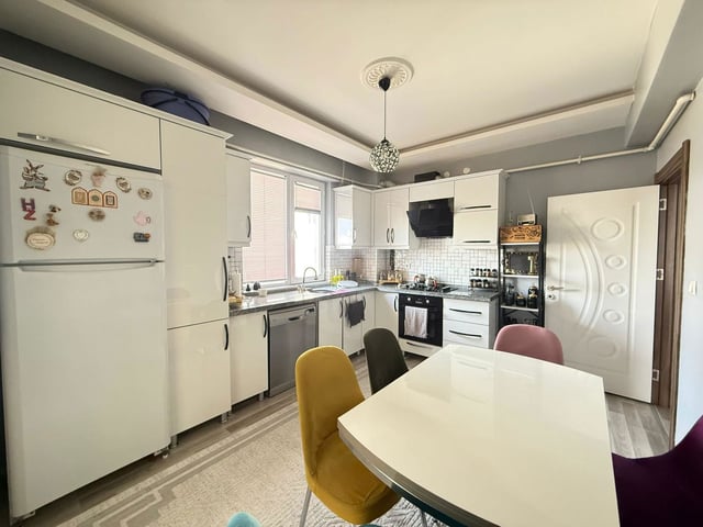 REMAX İLKE'DEN HİLALKENT'TE 4+1 SATILIK DAİRE