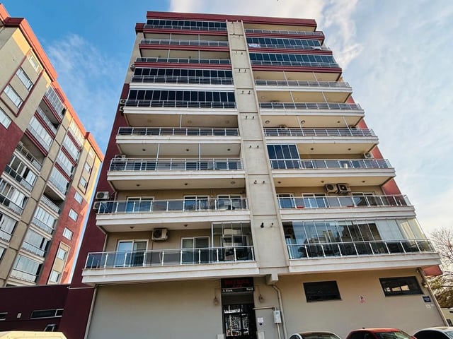 28 BAYRAKLI 5. ZIYAM SITESI’NDE 3+1  DENIZ MANZARALI SATILIK DAIRE