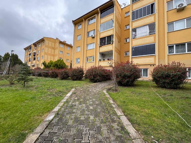 REMAX MAVİ CANSU SOY'DAN AYÇİÇEĞİ VADİSİNDE SATILIK 3+1 DAİRE
