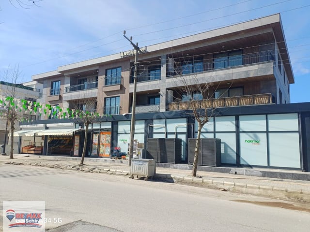 YALOVA REMAX ŞEHİR DEN MERKEZ DE 1+1 ÖN CEPHE SATILIK DAİRE