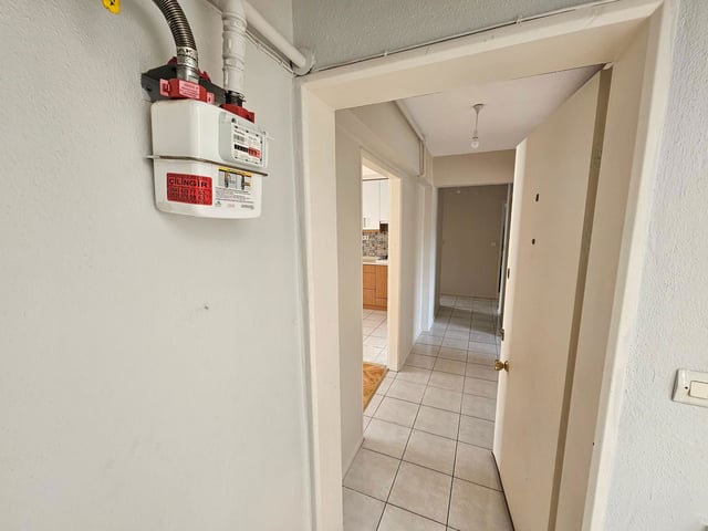 ŞİRİNYER İZBAN YAKINI SATILIK 3+1 DAİRE DOĞALGAZLI MERKEZİ KONUM