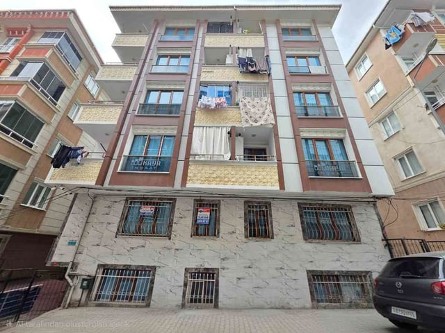 REMAX ŞİRVAN'DAN ESENYURT'TA ARA KAT SATILIK 2+1 DAİRE