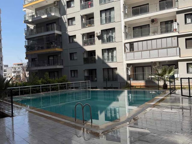 MENEMEN SİTE İÇERİSİNDE 2+1 KİRALIK DAİRE