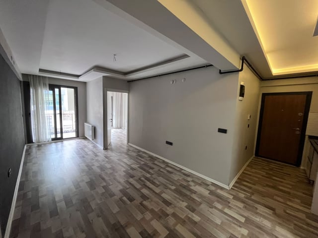 MERKEZİ KONUMDA BUCA KURUÇEŞME MAH. 1+1 DOĞALGAZLI BALKONLU ASANSÖRLÜ ARAKAT KİRALIK DAİRE