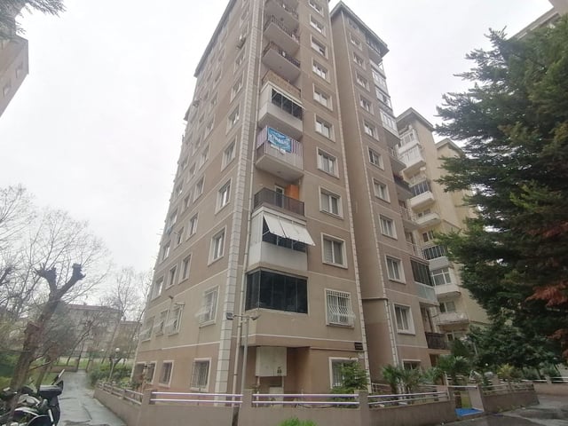 MERTER EVLERİ SİTESİNDE SATILIK 3+1 KREDİYE UYGUN DAİRE