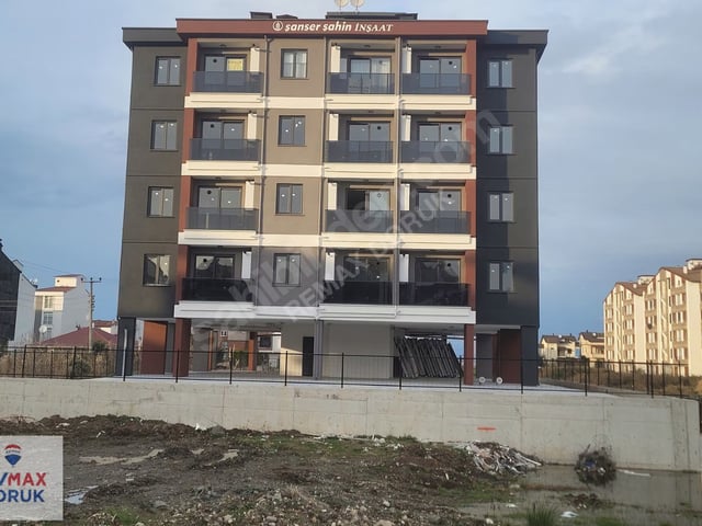 OTURUMA HAZIR. ÜNİVERSİTE BÖLGESİNDE 1+1