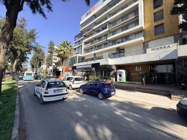 YAŞAR ÜNİV VE METRO YAKINI MYVİA 414 SİTESİNDE EŞYALI SATILIK 2+1