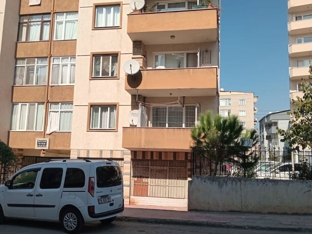 REMAX BEYAZ 'DAN BAYCAN SITESINDE SATILIK DAIRE