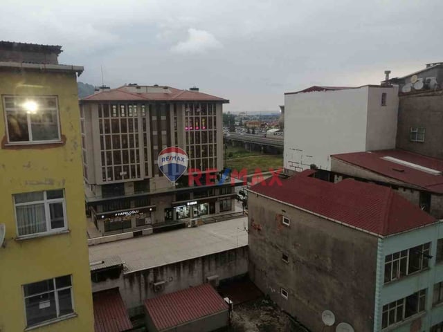 RE/MAX ORİON'DAN RIZE YENIKÖY’DE UYGUN FIYATLI 2+1 KIRALIK DAIRE