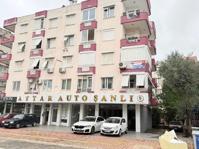 TURGUT REİS CADDESİ ÜZERİNDE 3 BALKONLU 2.KATTA 3+1 DAİRE