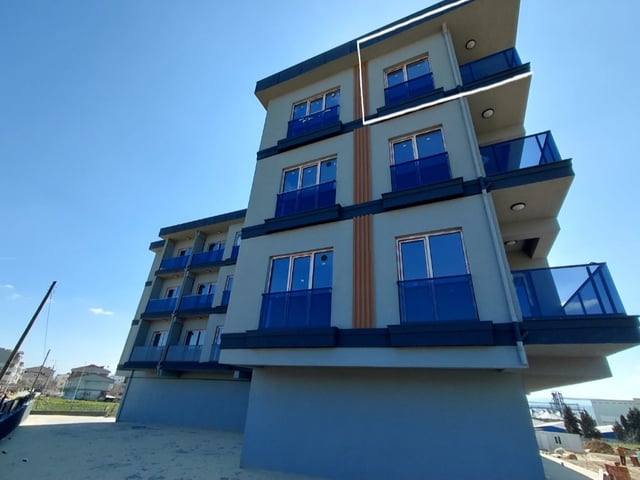 RE/MAX KIYI'DAN MERKEZE YAKIN ASANSÖRLÜ SIFIR KİRALIK DAİRE