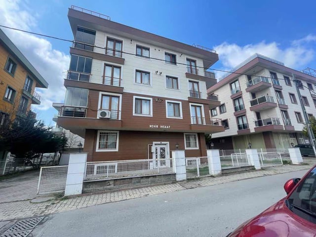 SANCAKTEPE’NIN EN GÜZEL SOKAĞI’NDA FIRSAT DAİRE