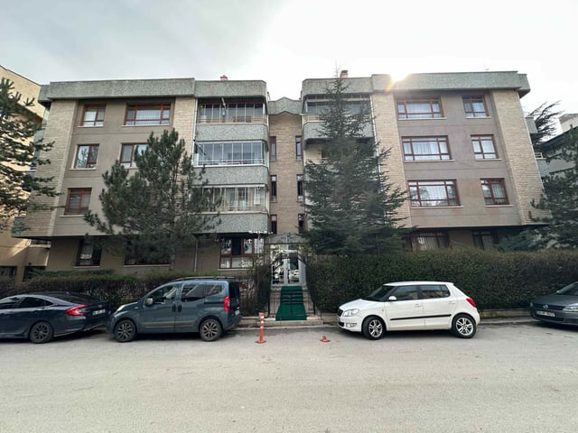 BİRLİK MAH.413.SOK.3+1 FULL YAPILI E.BANYOLU BOŞ FIRSAT DAİRE !!