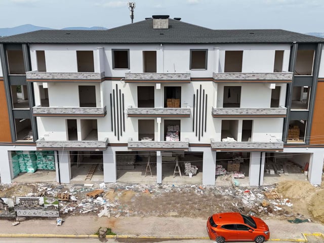 REMAXÇAKRA ÖMER ONAYCI'DAN YAZLIK'TA SATILIK 3+1 EBEVEYN BANYOLU