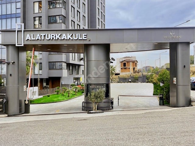 ASUMAN MÜTEVELLİOĞLU’DAN GÜVENLİKLİ DENİZ MANZARALI SİTE DAİRESİ