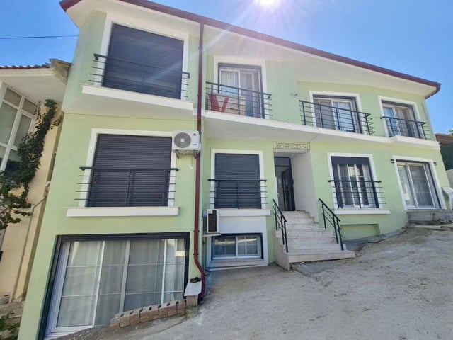 ÇEŞME MARİNA'DA SIFIR BİNADA 2+1 EŞYASIZ KONFORLU DAİRE