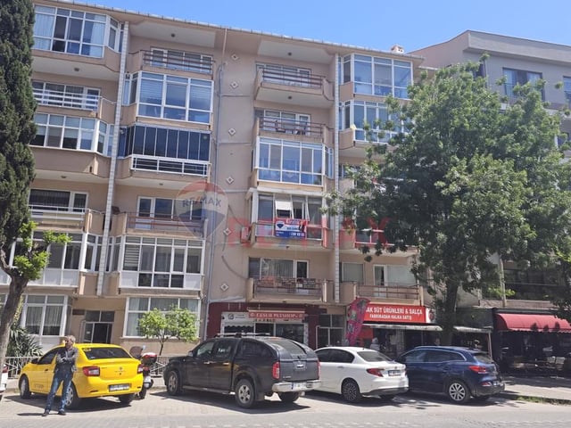 ÇANAKKALE MERKEZ CEVAT PAŞA İNÖNÜ CADDESİ KİRALIK 3+1 DAİRE