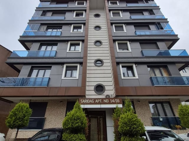 ALTINŞEHIR METRO 2 DK 2+1 GÜNEY CEPHE GENİŞ NİSH PROJE
