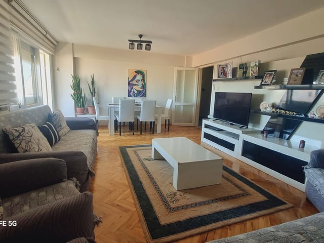 KARŞIYAKA DEDEBAŞI CADDE ÜZERI GENIŞ 3+1 SATILIK DAIRE
