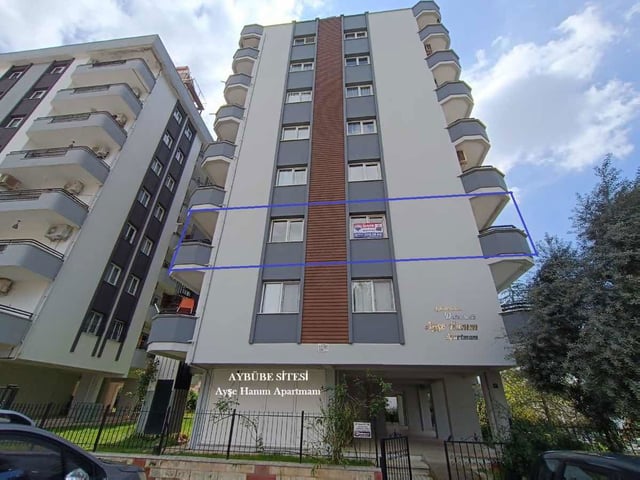 EFELER GİRNE MH HUZUREVİ CD 4+1 GENİŞ ÜÇ YÖNE CEPHELİ HER YERE YÜRÜME MESAFESİNDE FIRSAT DAİRE