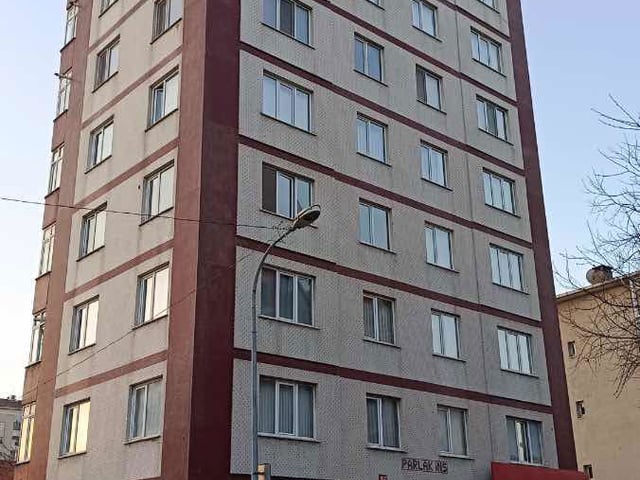 İÇERENKÖY'DE MERKEZİ KONUMDA, METROYA YAKIN 3+1 GENİŞ DAİREFAVORILERIME EKLEYAZDIRFACEBOOK ILE PAYL