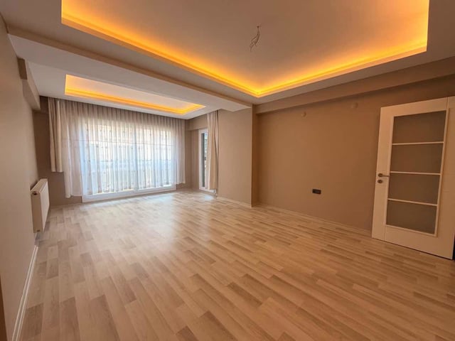 MENEMEN ULUAĞAÇ EVLERİ SİTESİNDE NET 100 M2 KAPALI MUTFAKLI EBEVEYN BANYOLU DAİRE
