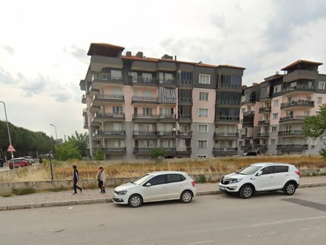 REMAX MODEL DEN ŞEHIR HASTANESI YAKINI SITE IÇERISINDE 3+1 SATILIK DAIRE